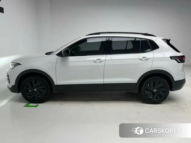 Volkswagen Tharu 2025 Белый из Китая, фото 3