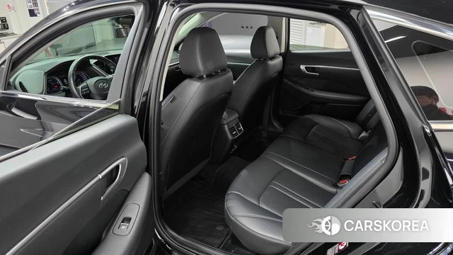 Hyundai Sonata Hybrid (DN8) 2022 Черный из Кореи, фото 3