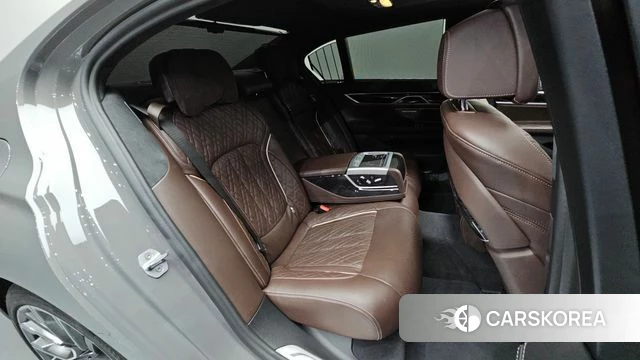 BMW 7 Series (G11) 2020 Серый из Кореи, фото 3
