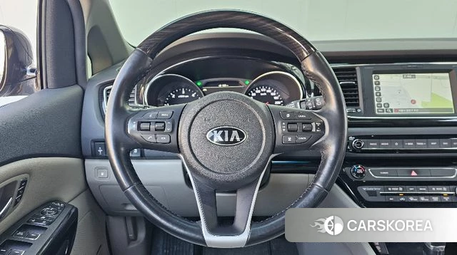 Kia The New Carnival 2018 Серый из Кореи, фото 3