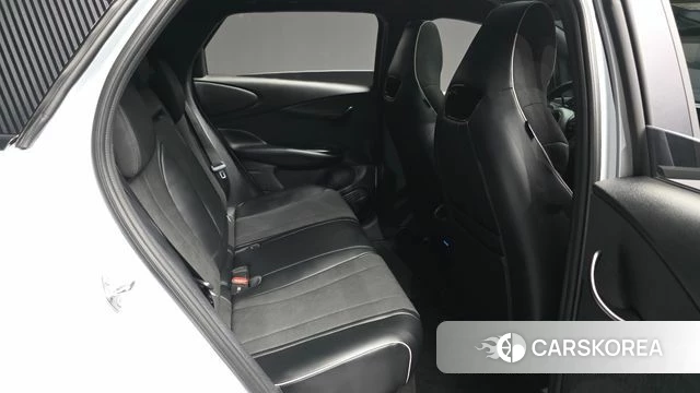 BYD Dolphin 2026 Светло-серебряный цвет из Кореи, фото 3
