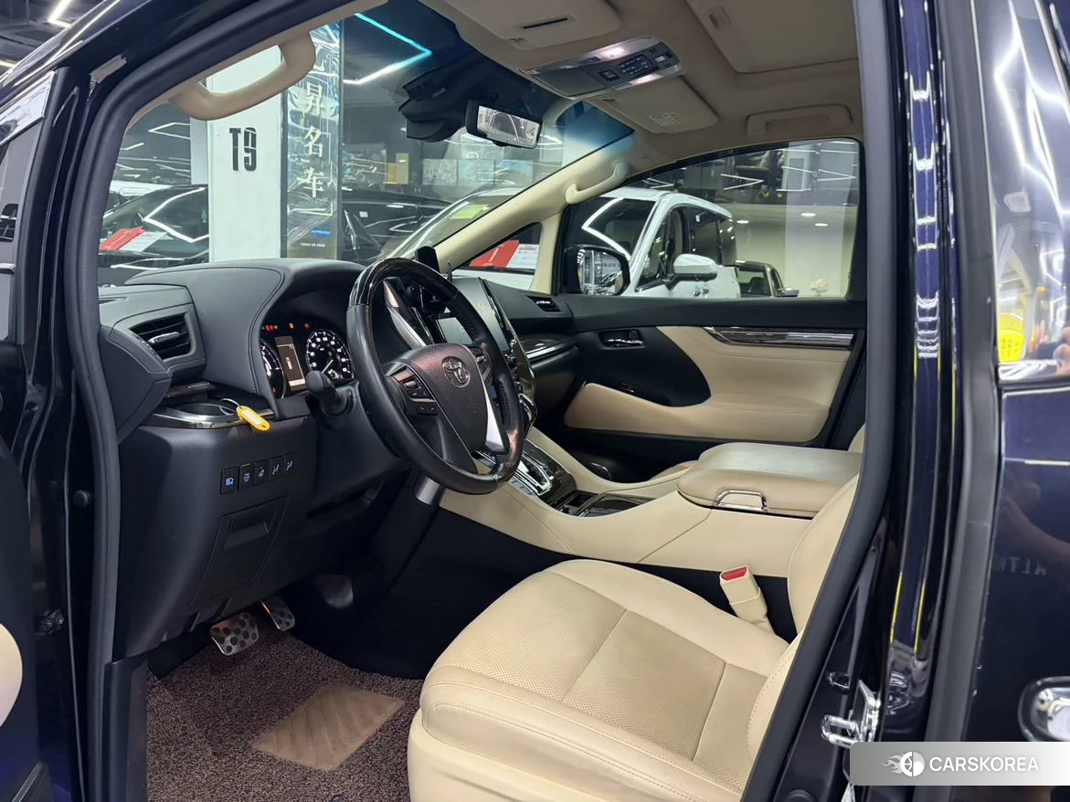 Toyota Vellfire 2021 Черный из Китая, фото 3