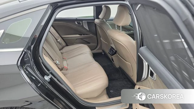 Kia K8 Hybrid 2023 Черный из Кореи, фото 3