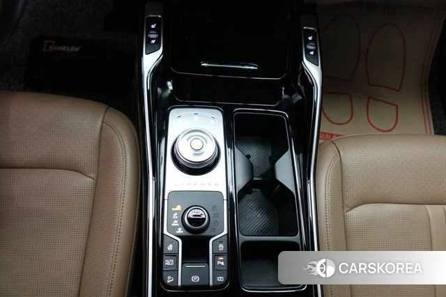 Kia The New Sorento 4th Generation 2023 Белый из Кореи, фото 3