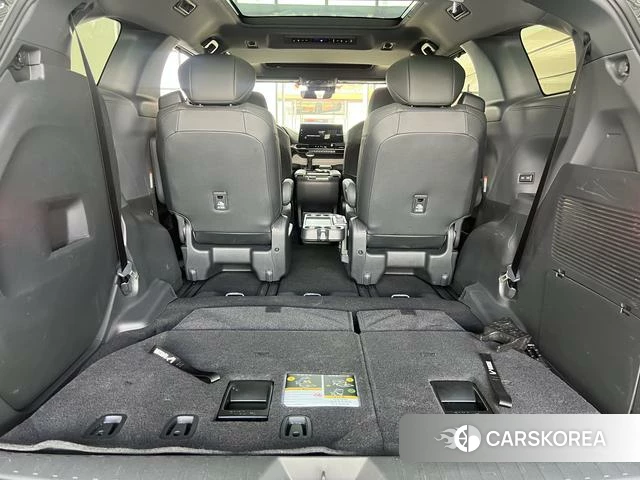 Toyota Granvia 2024 Черный из Китая, фото 3