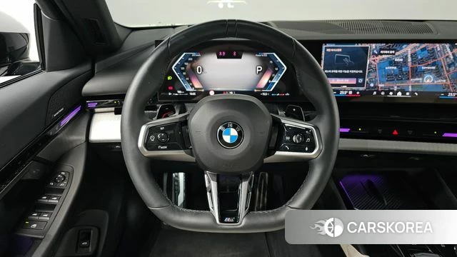 BMW 5 Series (G60) 2024 Черный из Кореи, фото 3
