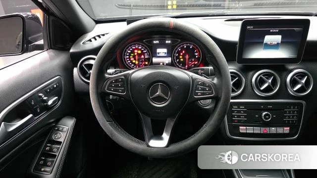 Mercedes-Benz A-Class W176 2018 Черный из Кореи, фото 3