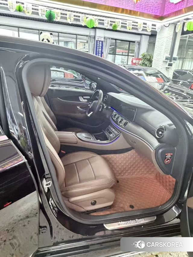 Mercedes-Benz E-Class 2021 Черный из Китая, фото 3
