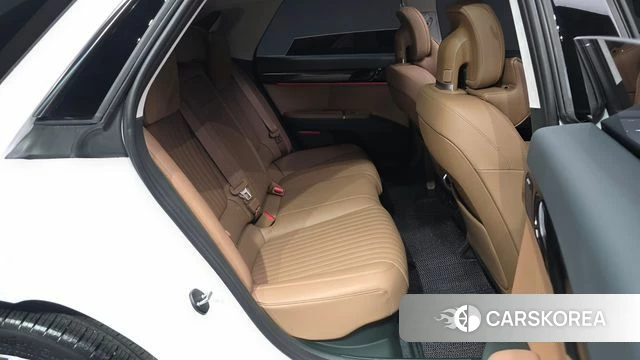 Hyundai Grandeur Hybrid (GN7) 2024 Белый из Кореи, фото 3