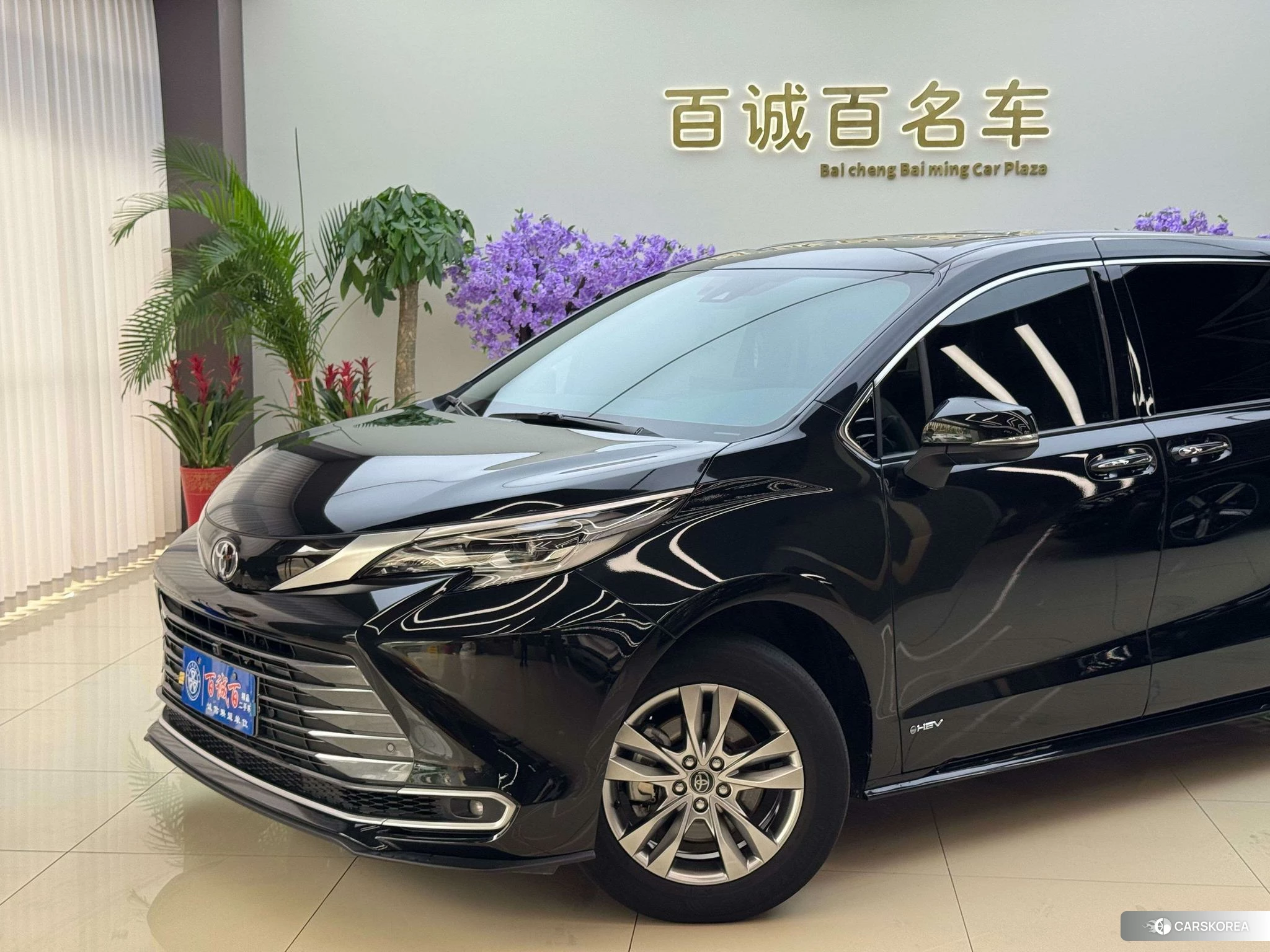 Toyota Sienna 2024 Черный из Китая, фото 3