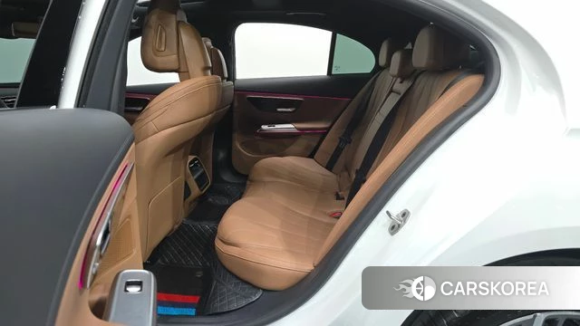Mercedes-Benz E-Class W214 2024 Белый из Кореи, фото 3