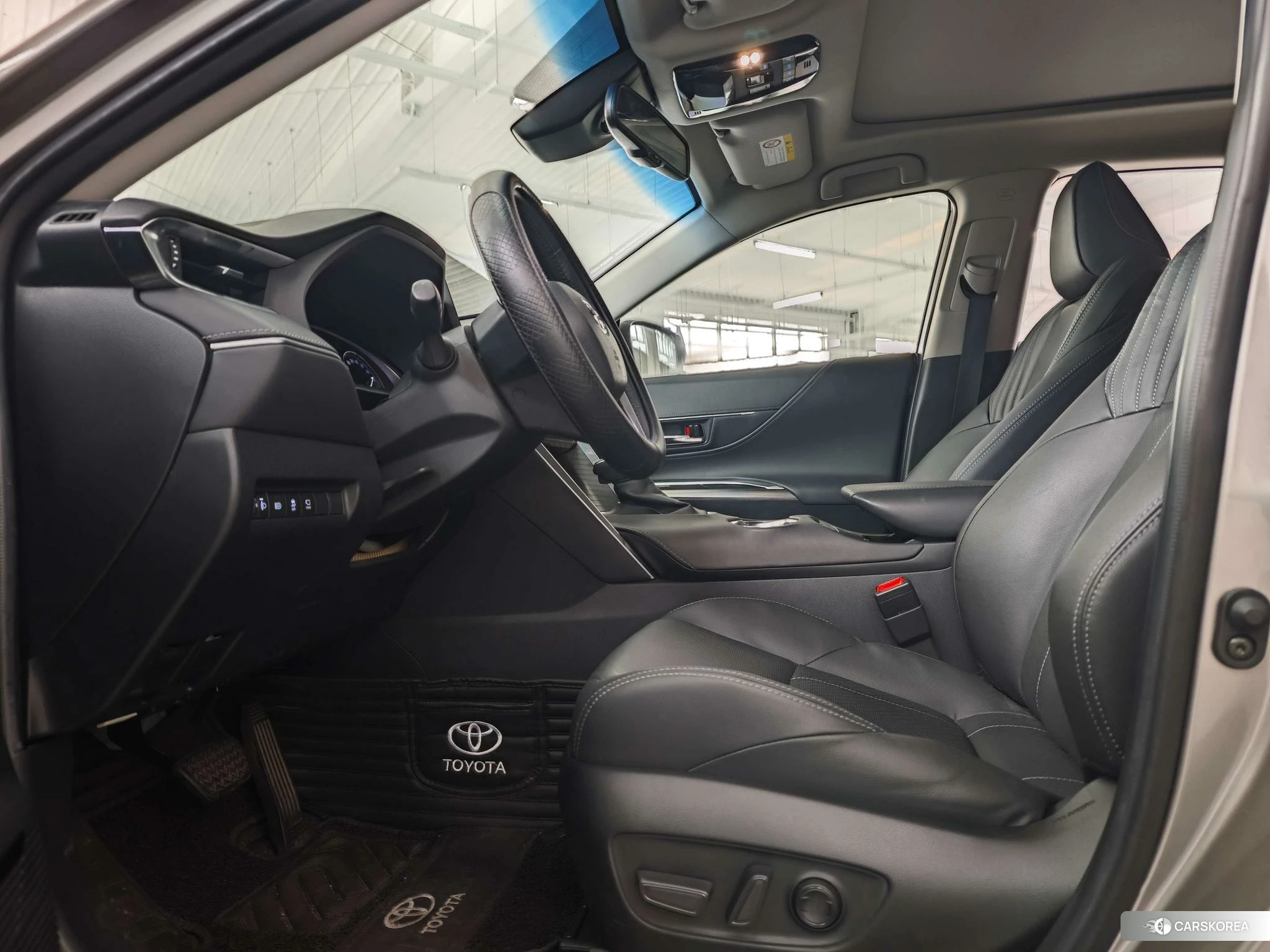Toyota Harrier 2021 Шампань из Китая, фото 3