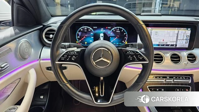 Mercedes-Benz E-Class W213 2021 Белый из Кореи, фото 3
