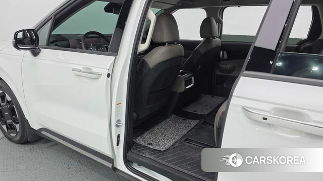 Kia The New Carnival 4th Generation 2024 Белый из Кореи, фото 3