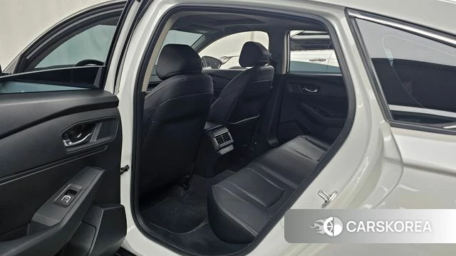 Honda Accord 11th Generation 2024 Белый из Кореи, фото 3