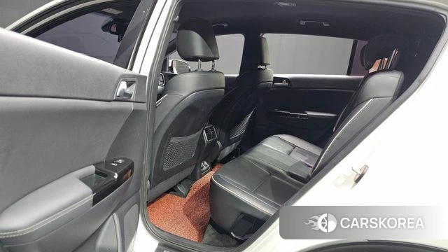 Kia Sportage The Bold 2018 Белый из Кореи, фото 3