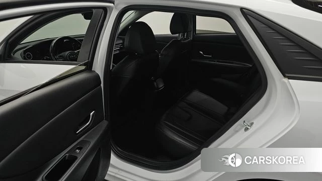 Hyundai Avante Hybrid (CN7) 2021 Белый из Кореи, фото 3