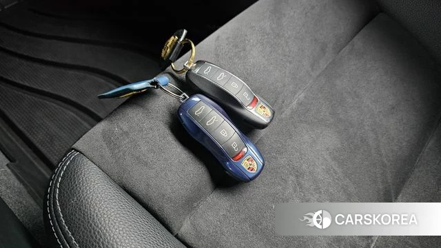 Porsche 718 Cayman 2020 Синий из Кореи, фото 3