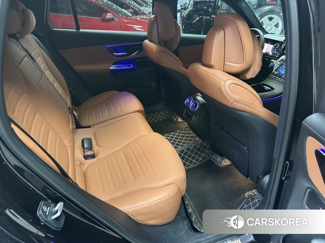 Mercedes-Benz GLC 2024 Черный из Китая, фото 3