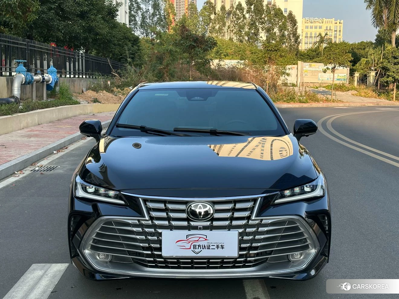 Toyota Avalon 2024 Черный из Китая, фото 3