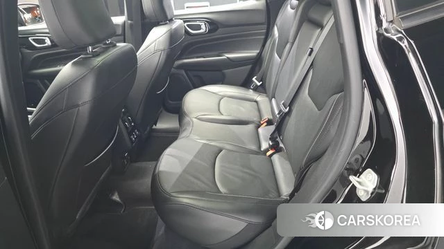 Jeep Compass 2nd Generation 2022 Черный из Кореи, фото 3