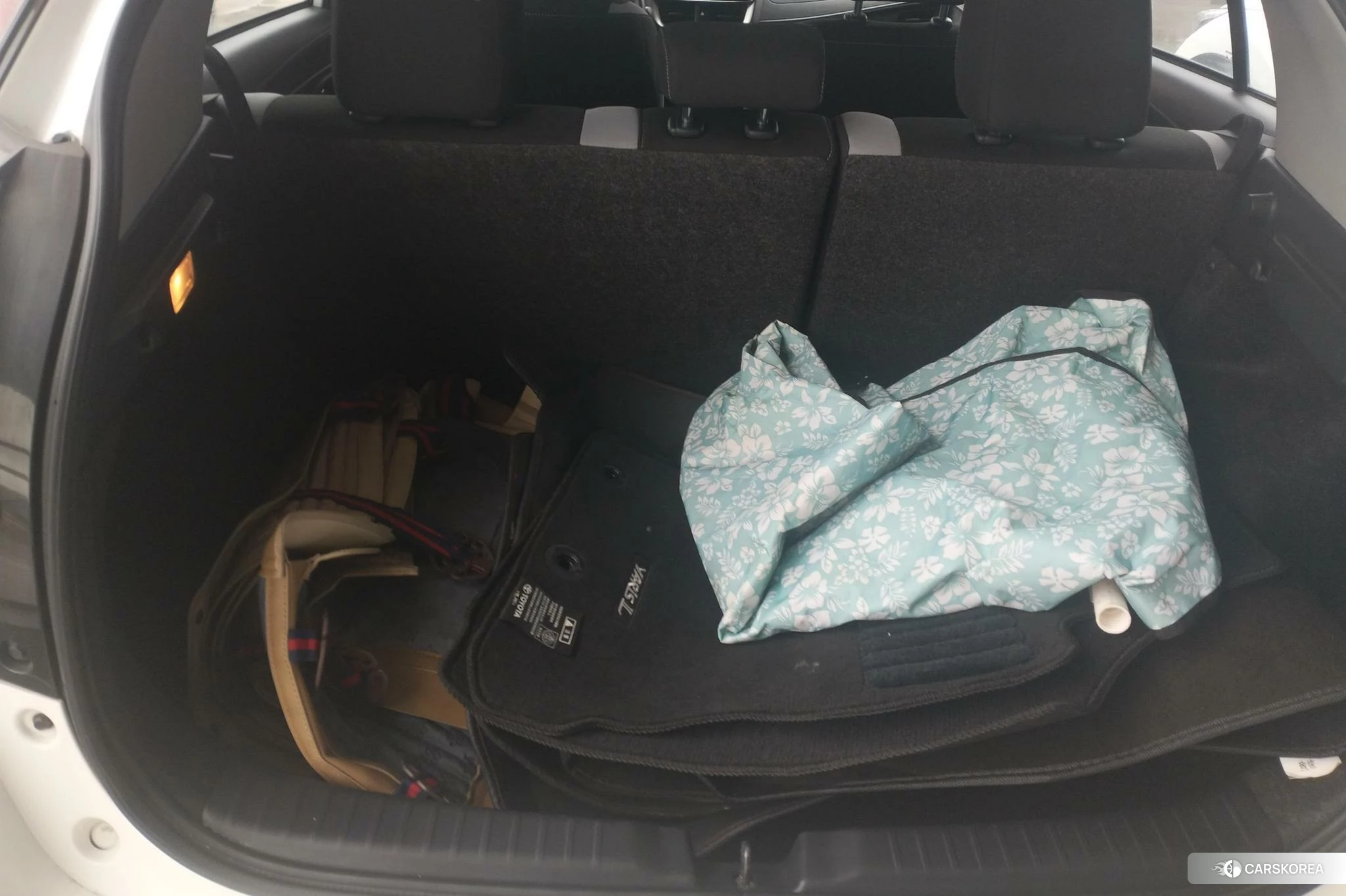 Toyota Yaris L 2021 Белый из Китая, фото 3