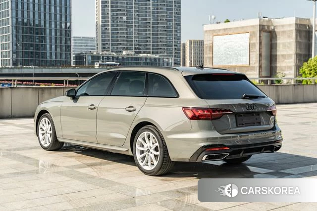 Audi A4L 2024 Темно-серый из Китая, фото 3