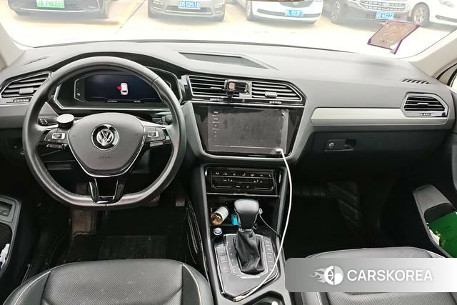 Volkswagen Tiguan L 2020 Белый из Китая, фото 3