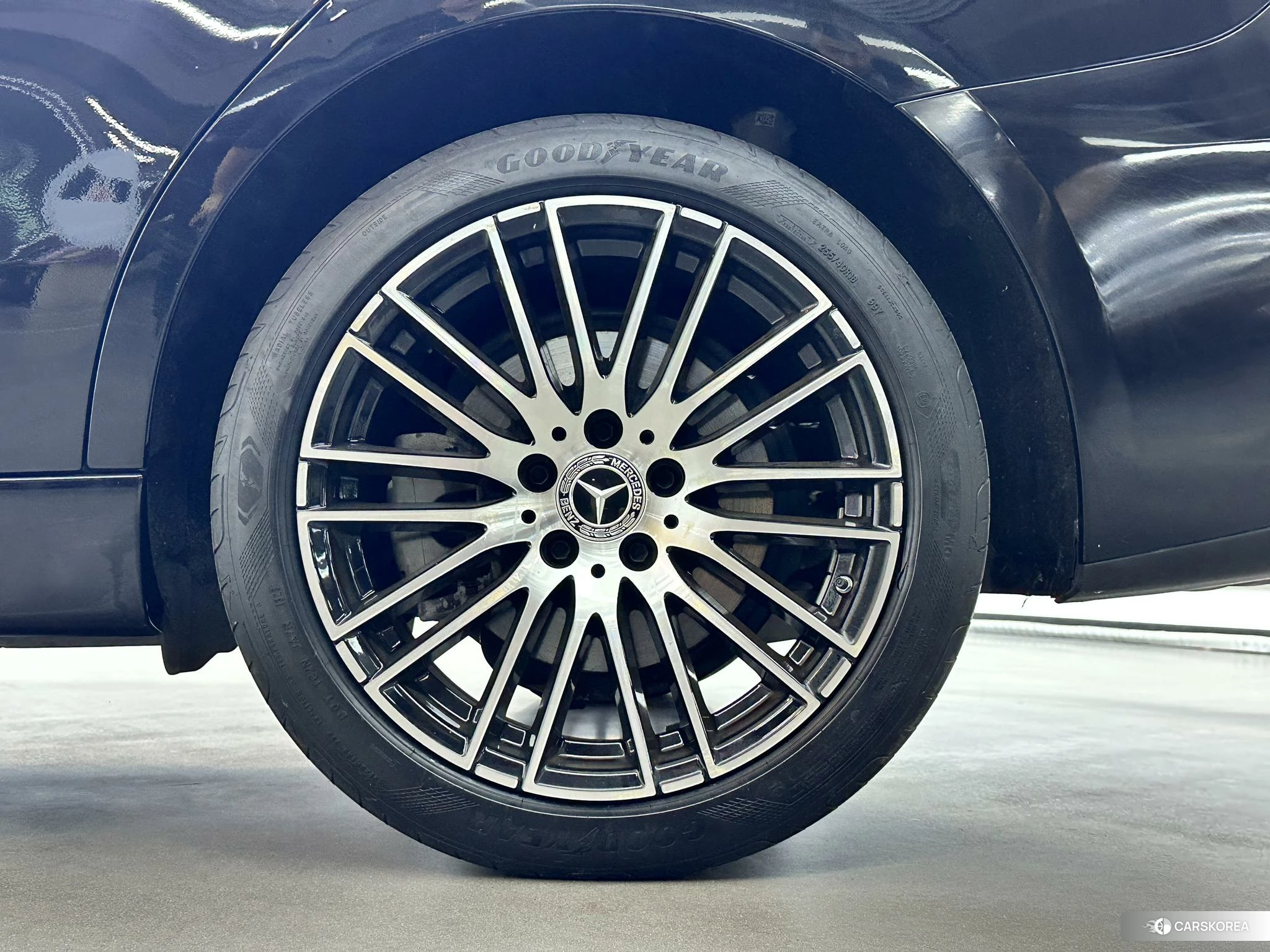 Mercedes-Benz C-class 2024 Черный из Китая, фото 3