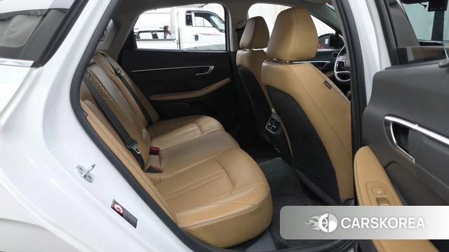 Hyundai Sonata (DN8) 2022 Белый из Кореи, фото 3