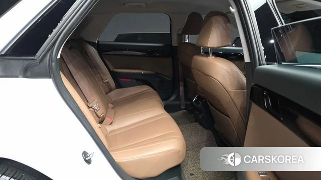 Hyundai Grandeur Hybrid (GN7) 2024 Белый из Кореи, фото 3