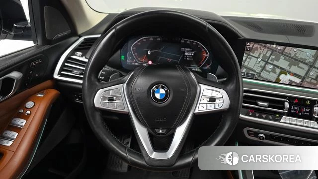 BMW X7 (G07) 2022 Белый из Кореи, фото 3
