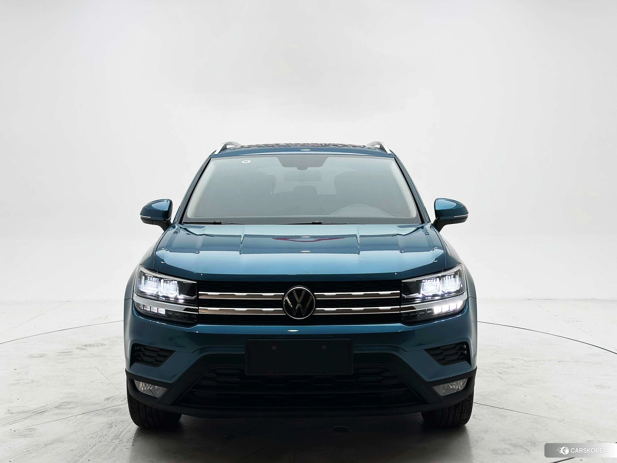 Volkswagen Tharu 2020 Синий из Китая, фото 3
