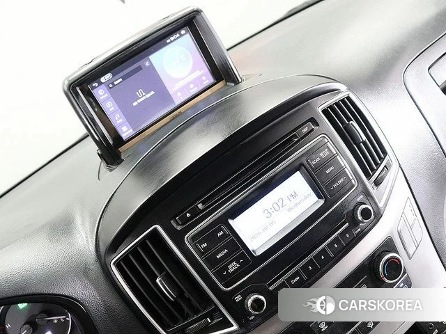 Hyundai The New Grand Starex 2020 Серебристо-серый из Кореи, фото 3