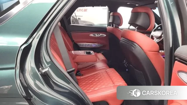 Genesis GV70 2022 Зеленый из Кореи, фото 3