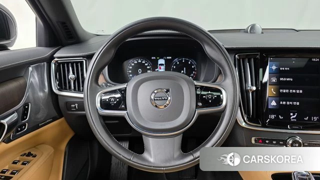 Volvo S90 2021 Черный из Кореи, фото 3