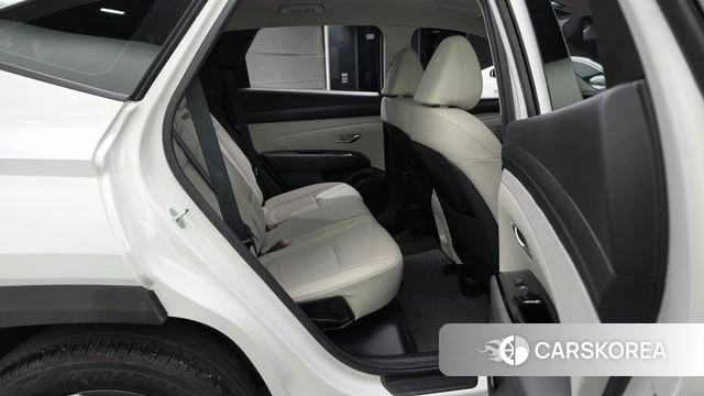Hyundai The New Tucson (NX4) 2024 Белый из Кореи, фото 3