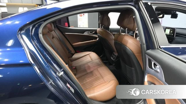 Genesis G70 2018 Синий из Кореи, фото 3