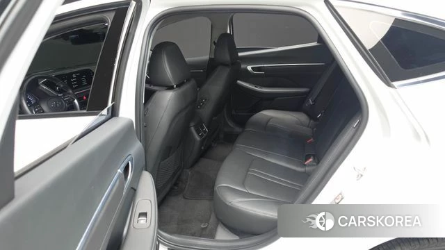 Hyundai Sonata (DN8) 2022 Белый из Кореи, фото 3