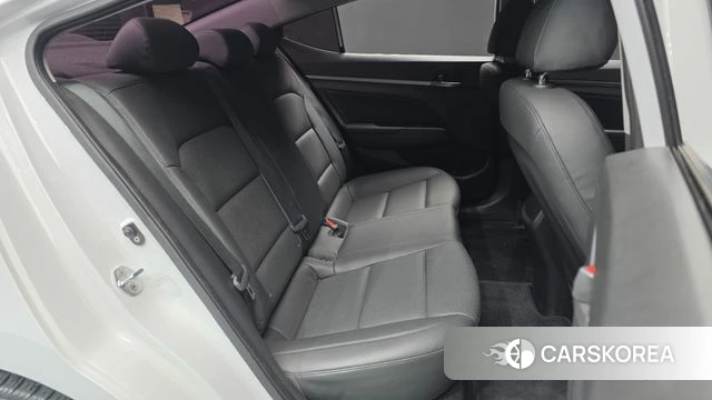 Hyundai Avante AD 2018 Белый из Кореи, фото 3
