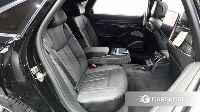 Audi A8 (D5) 2022 Черный из Кореи, фото 3