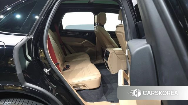 Porsche Cayenne (PO536) 2020 Черный из Кореи, фото 3