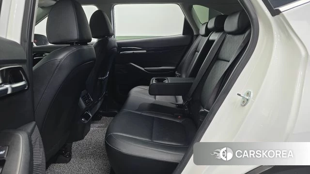 Kia Seltos 2022 Белый из Кореи, фото 3