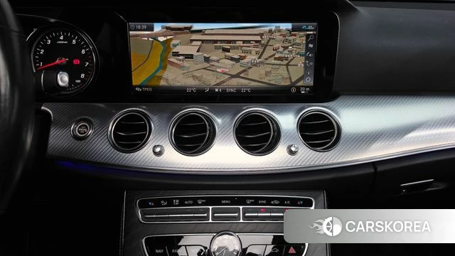 Mercedes-Benz E-Class W213 2019 Белый из Кореи, фото 3