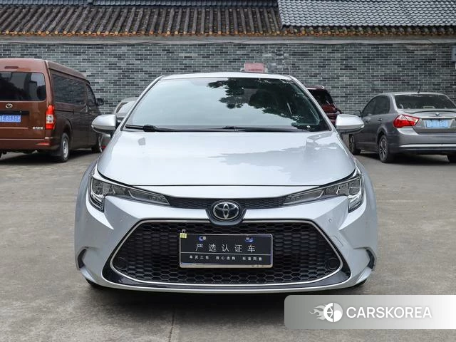 Toyota Levin 2021 Серебристо-серый из Китая, фото 3