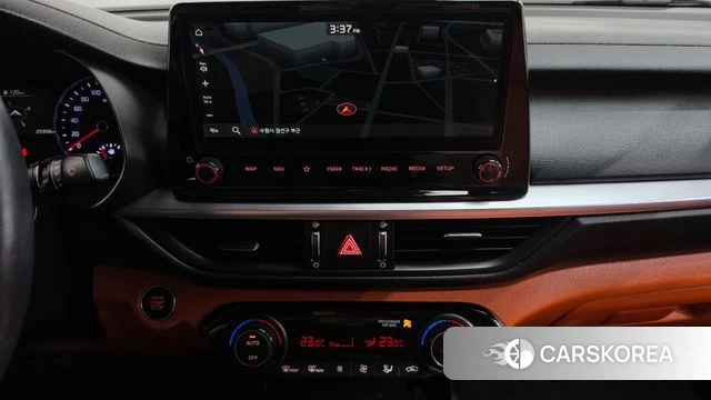 Kia The New K3 2nd generation 2023 Черный из Кореи, фото 3