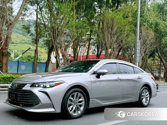 Toyota Avalon 2022 Серебристо-серый из Китая, фото 3