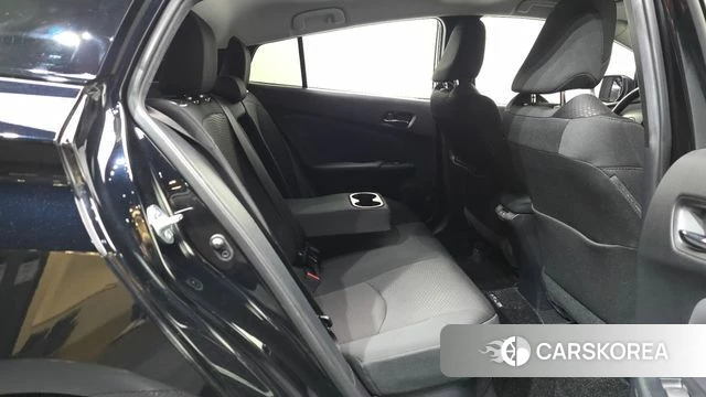 Toyota Prius 4th Generation 2021 Черный из Кореи, фото 3