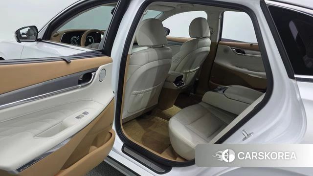 Hyundai The New Grandeur IG Hybrid 2019 Белый из Кореи, фото 3
