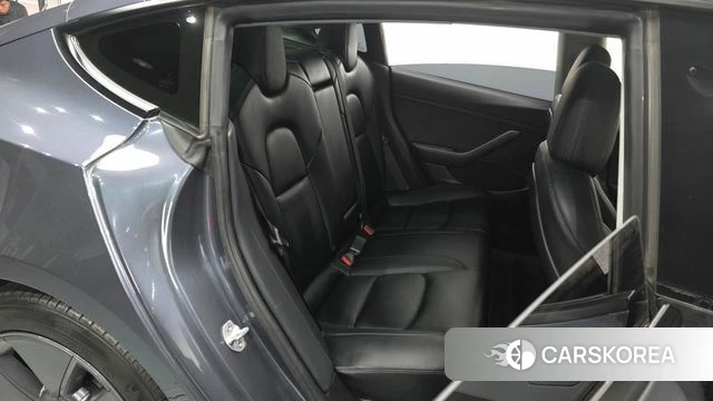 Tesla Model 3 2022 Серый из Кореи, фото 3